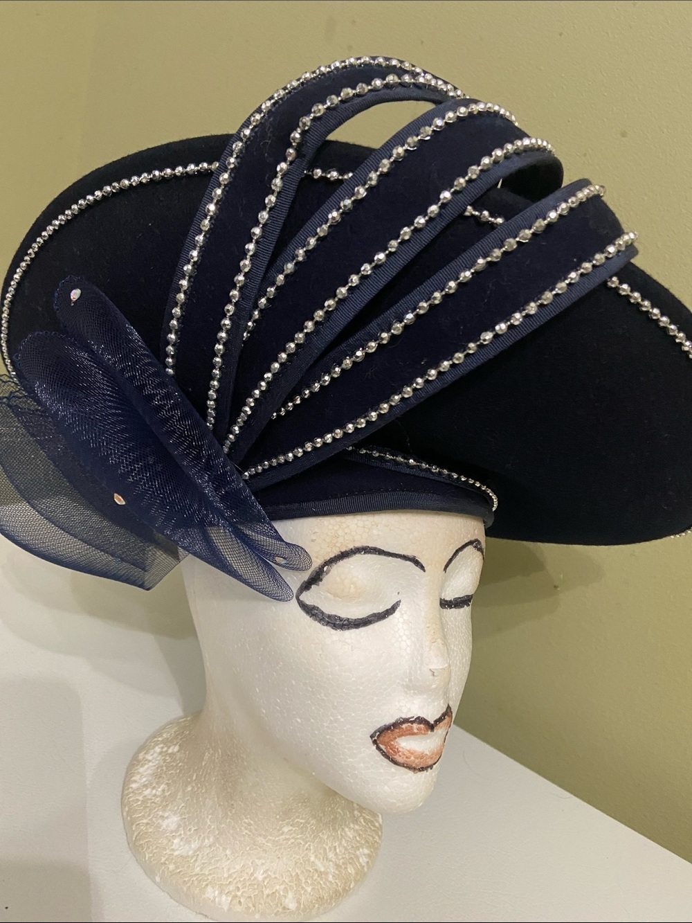 Beautiful Dress Hat / Church Hat by Sylvia - Picture 2 of 10